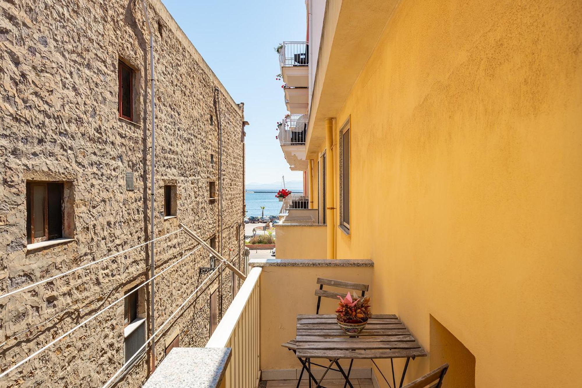 Carilla B&B Carloforte  Buitenkant foto